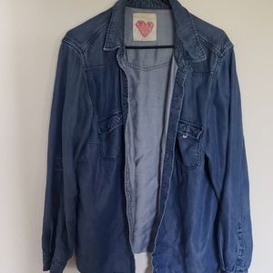 Button-up jean-like shirt